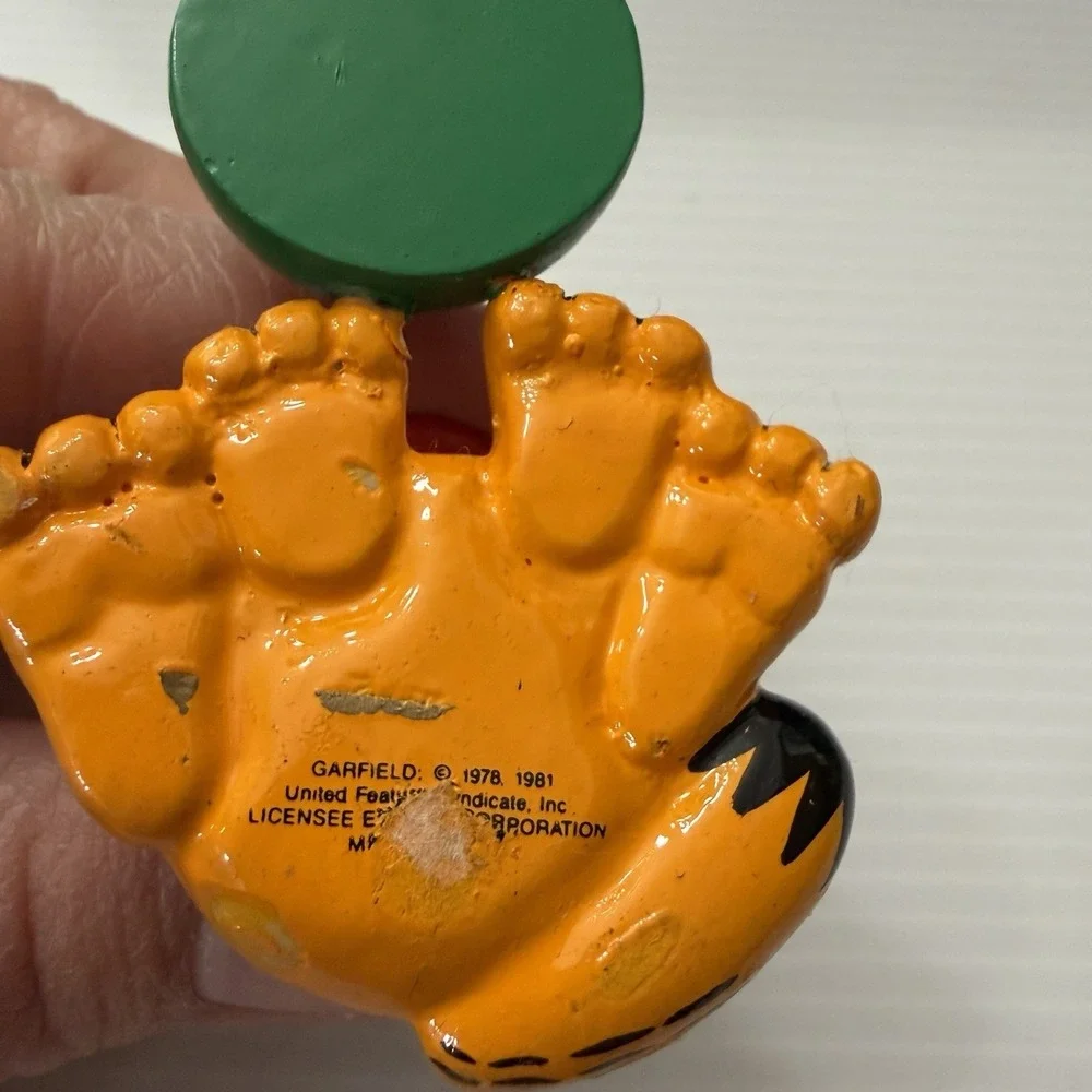 Vintage Garfield 1993 Bah Humbug Food Bowl Santa Hat Christmas Ornament